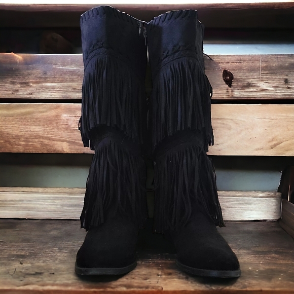 *SOLD* Not Rated' 16" Blk Faux Suede Layered fringed boot with a zip closure 7.5 - Picture 7 of 13